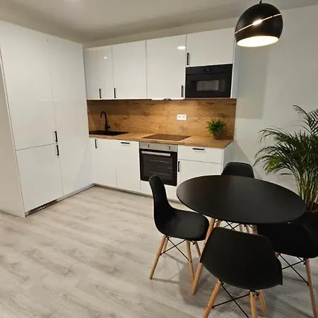 2 Room Apartment With Terrace, New Building, 2Bl Bratislava Exterior photo
