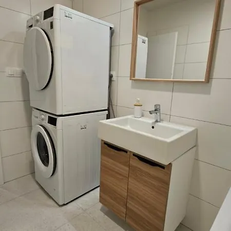 2 Room Apartment With Terrace, New Building, 2Bl Bratislava Exterior photo